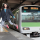 Image for article titled This Lady Appears To Be Floating